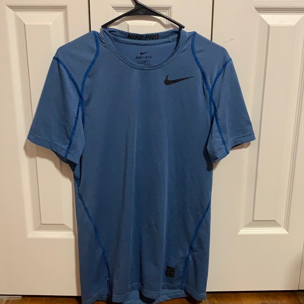Men’s Nike T-shirt